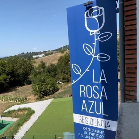 La Rosa Azul Rooms Ponferrada Bagian luar foto