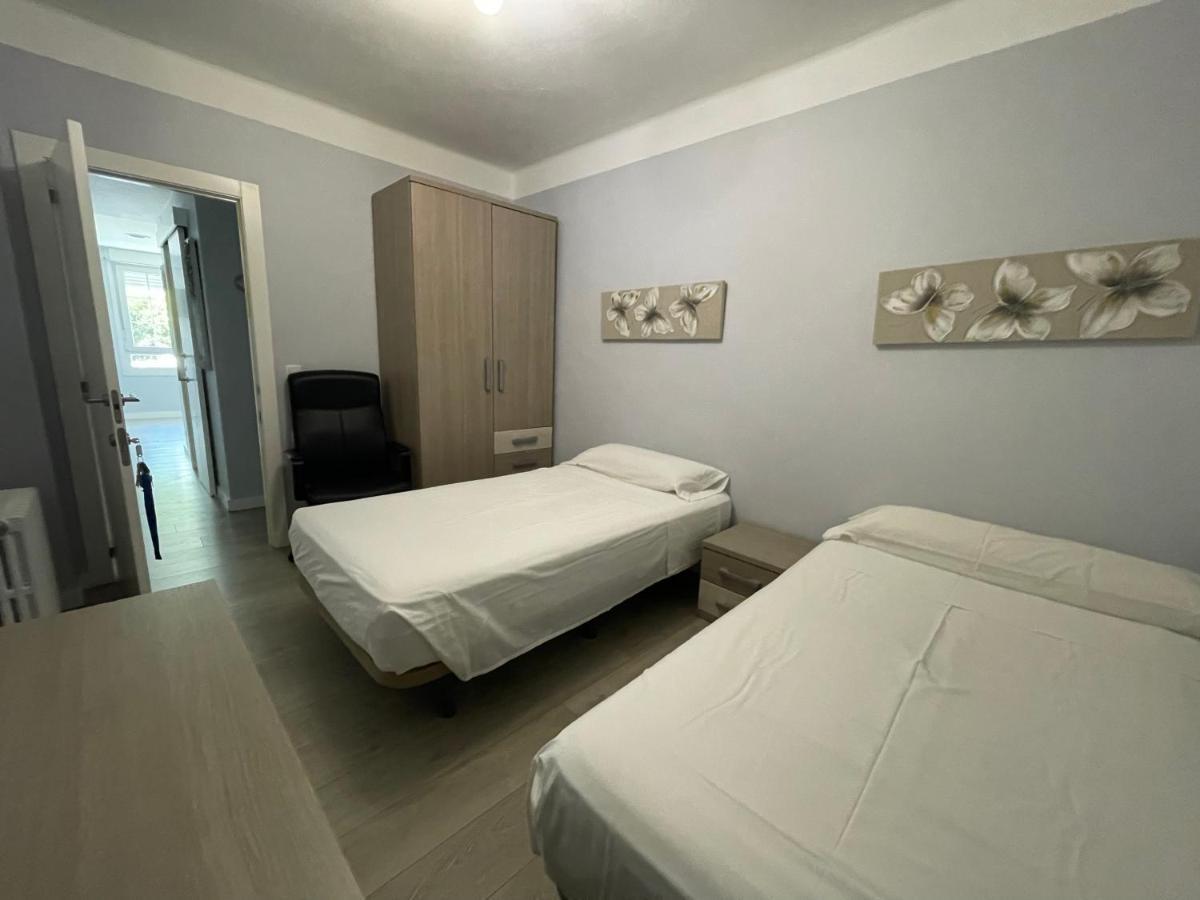 La Rosa Azul Rooms Ponferrada Bagian luar foto