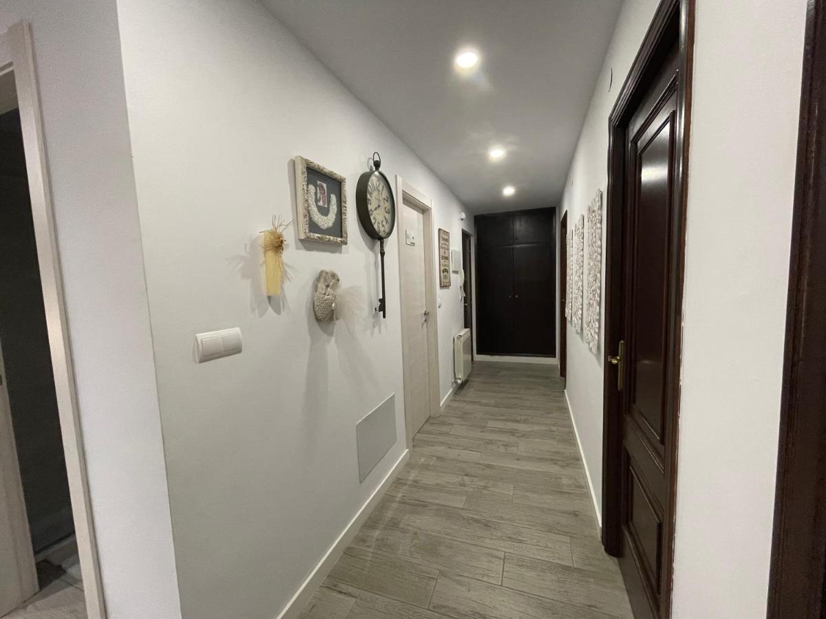 La Rosa Azul Rooms Ponferrada Bagian luar foto